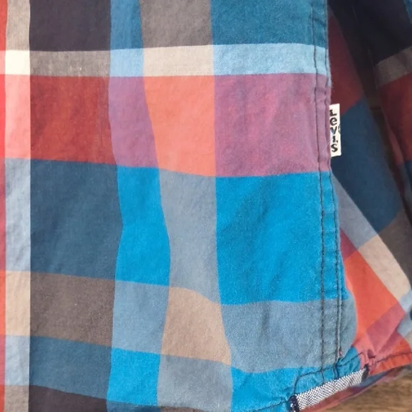 Levi’s Men’s Plaid Button Down Shirt | Multi-Color Blue Red Grey | Size M - Picture 7 of 11